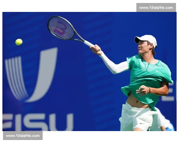 《热血网球赛场：青春拼搏与友情对决的赛场之上》